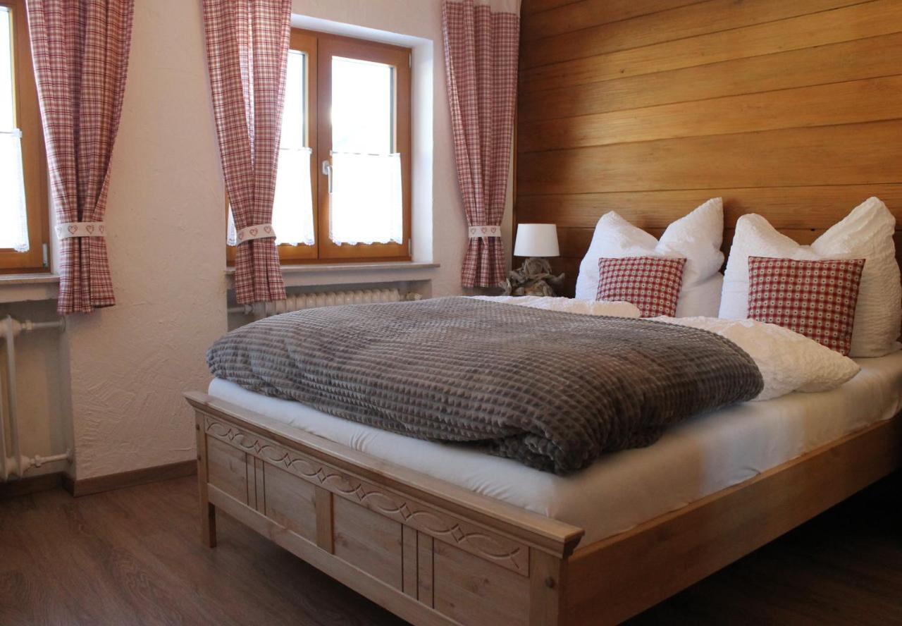 Berggasthof Karntner Alm Hotel Mittenwald Exterior foto